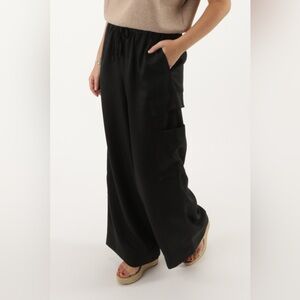 Z SUPPLY Black Wide Leg Pants Medium Cargo Travel Pants Elastic Waist Tencel NWT